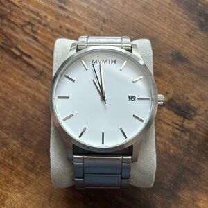 MVMT Classic white dial Men’s watch